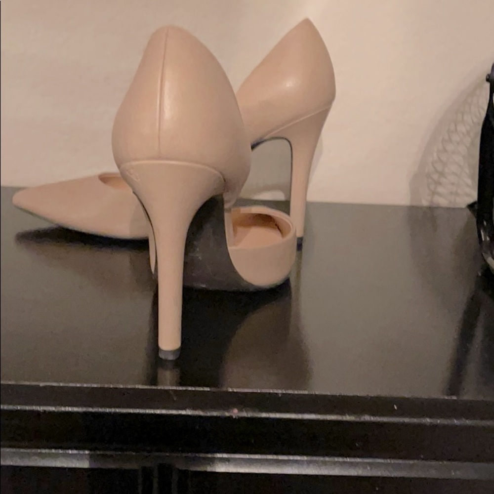 Dress shoes